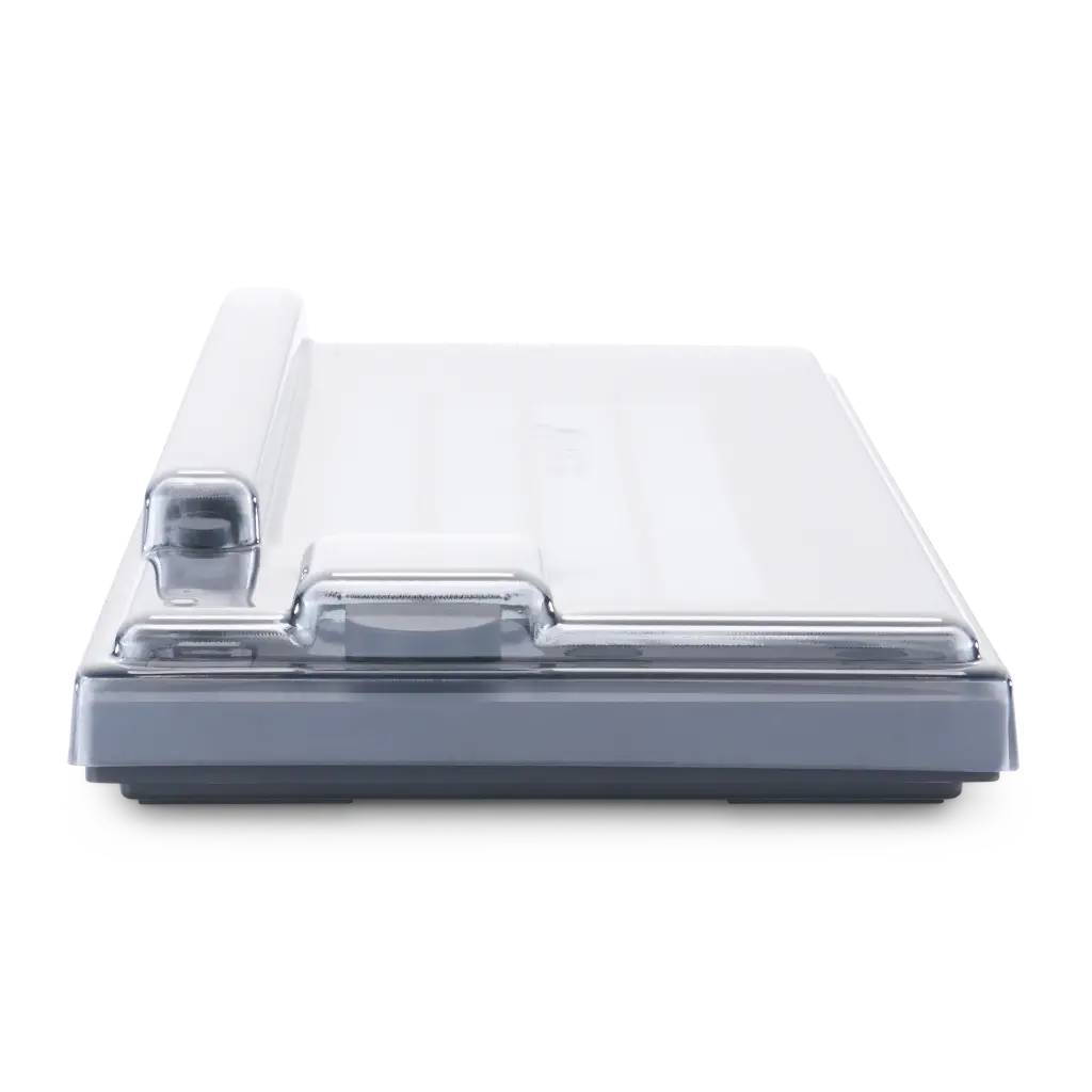 DS-PC-MOVE_SIDE-copy.webp