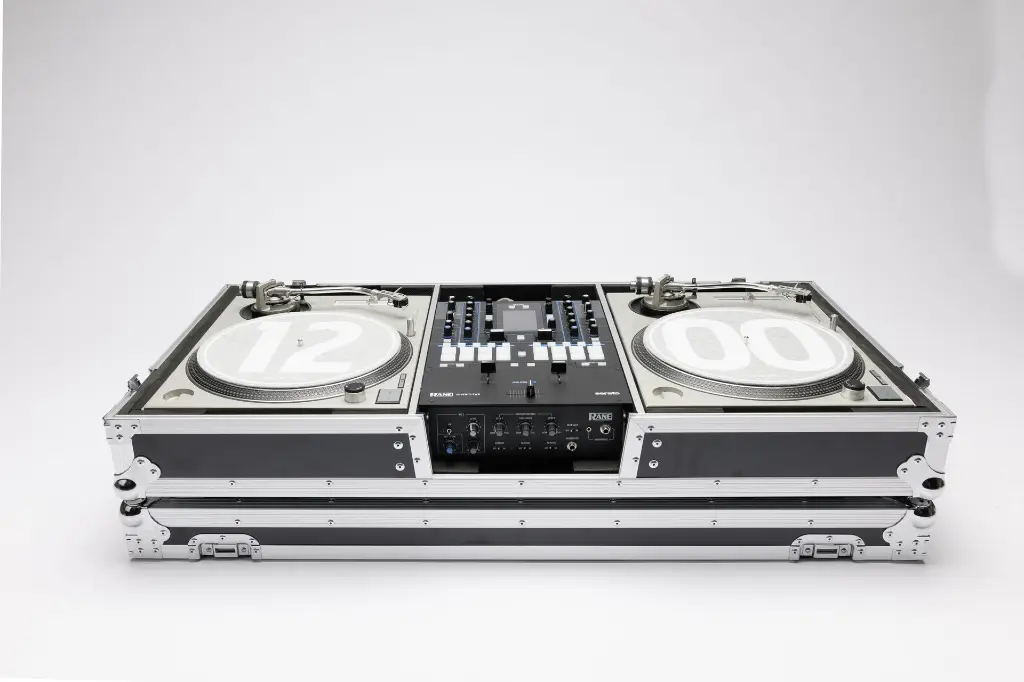 Technics Seventytwo setup main.webp
