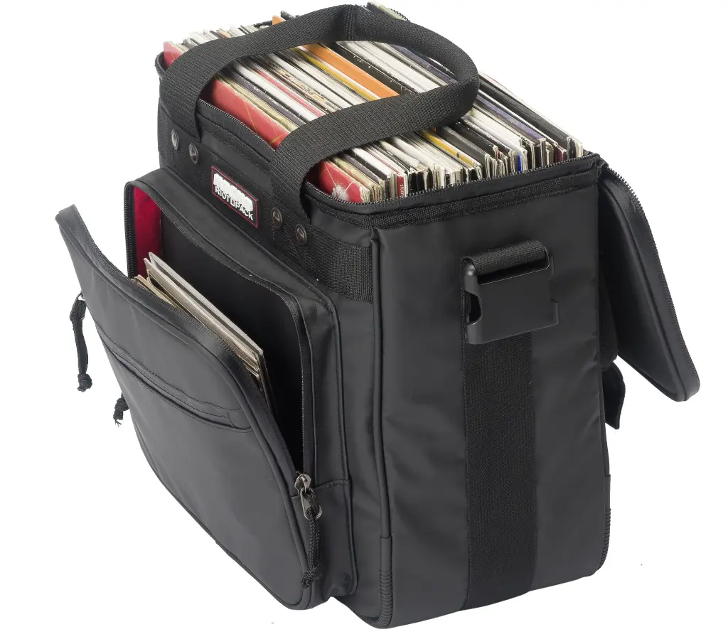 RIOT-LP-BAG-50.webp