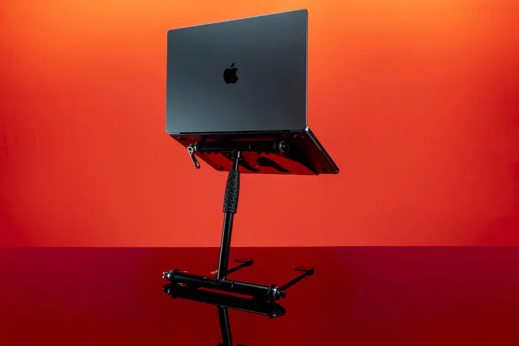 Headliner Digistand Pro Laptop Stand Black Beauty 1.webp
