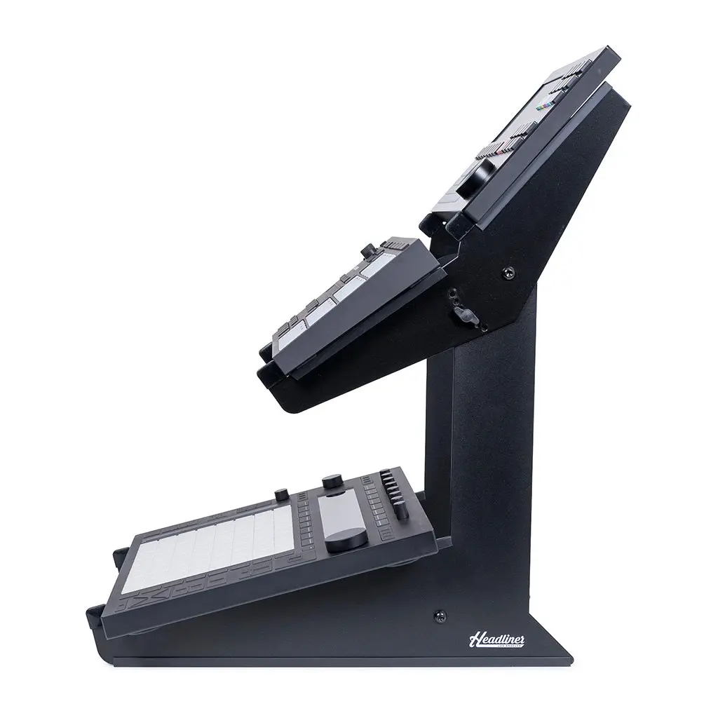 Headliner-3-Tier-XL-Desktop-Stand-04.webp